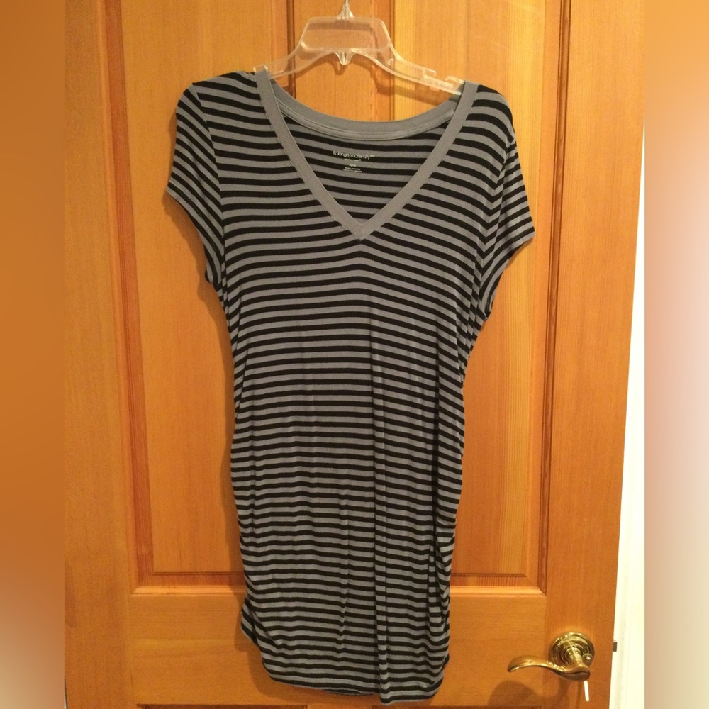 Liz Lange maternity, short sleeve gray and black striped, size M